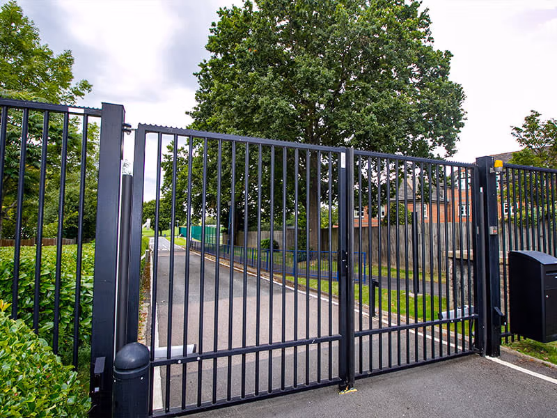 automatic gate