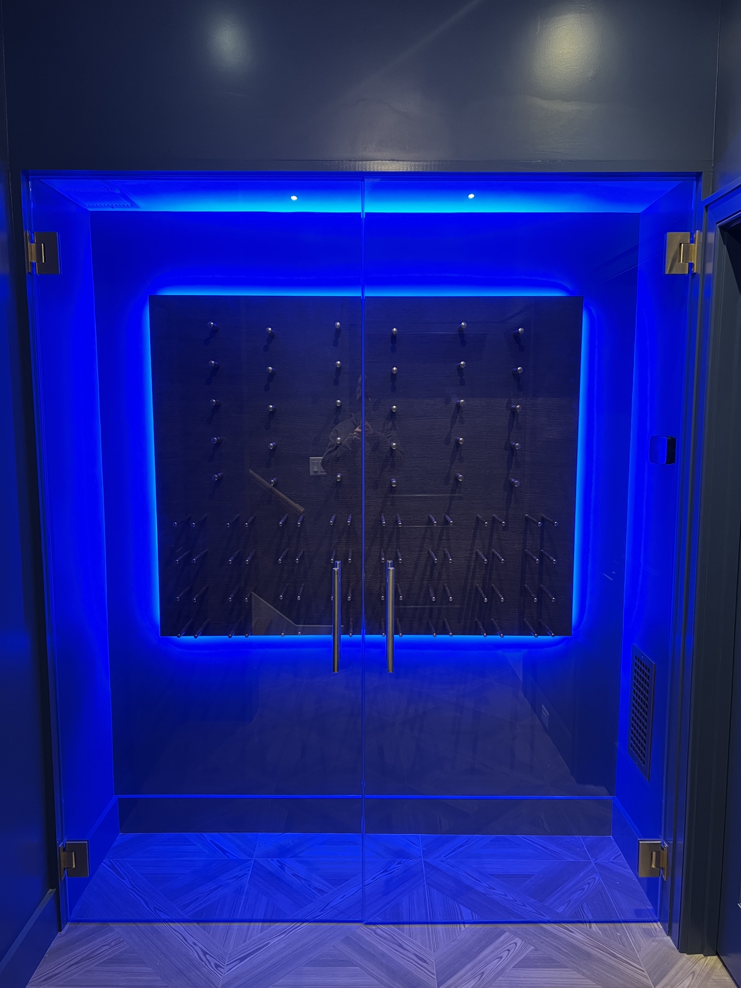 Smart home control panel