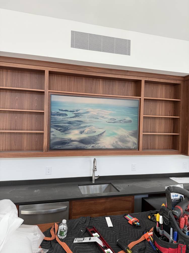 Dedicated home theater by MVIS