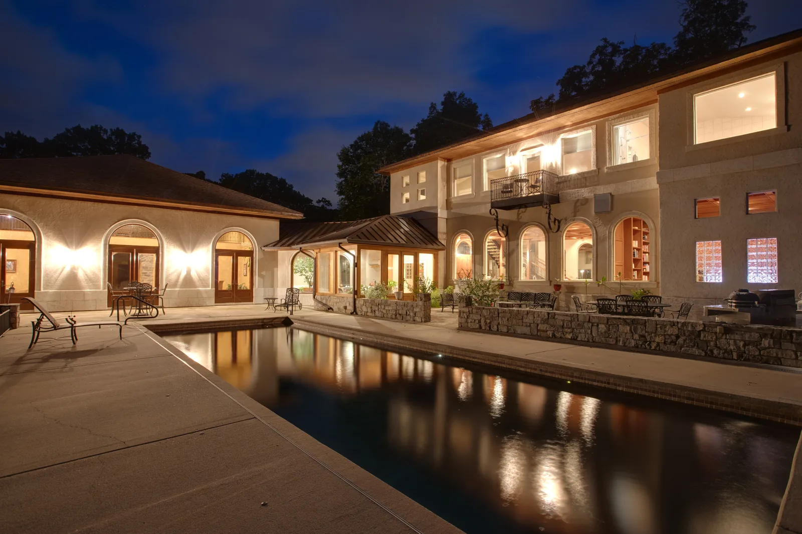 Outdoor AV