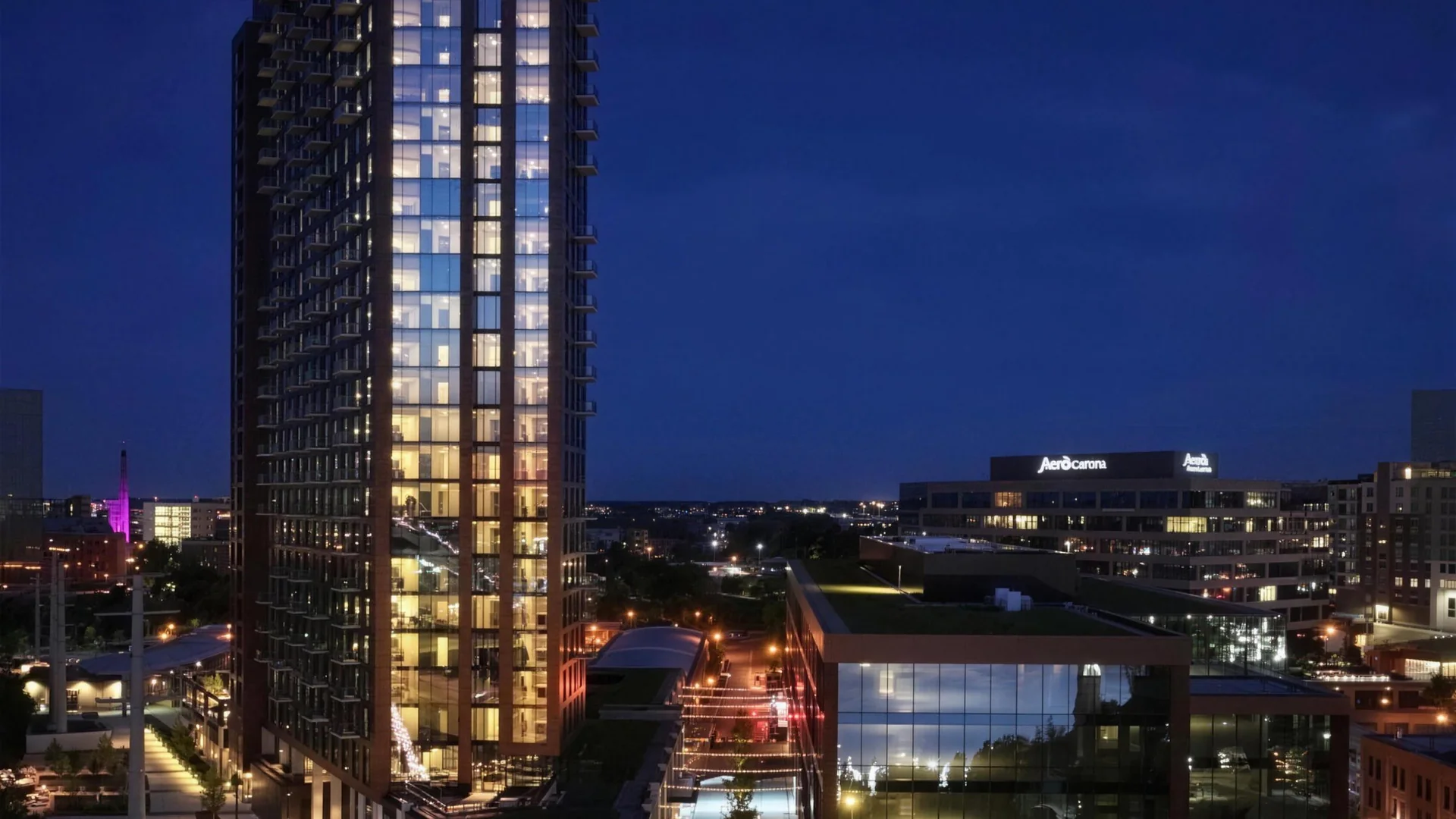 Nashville skyline at dusk