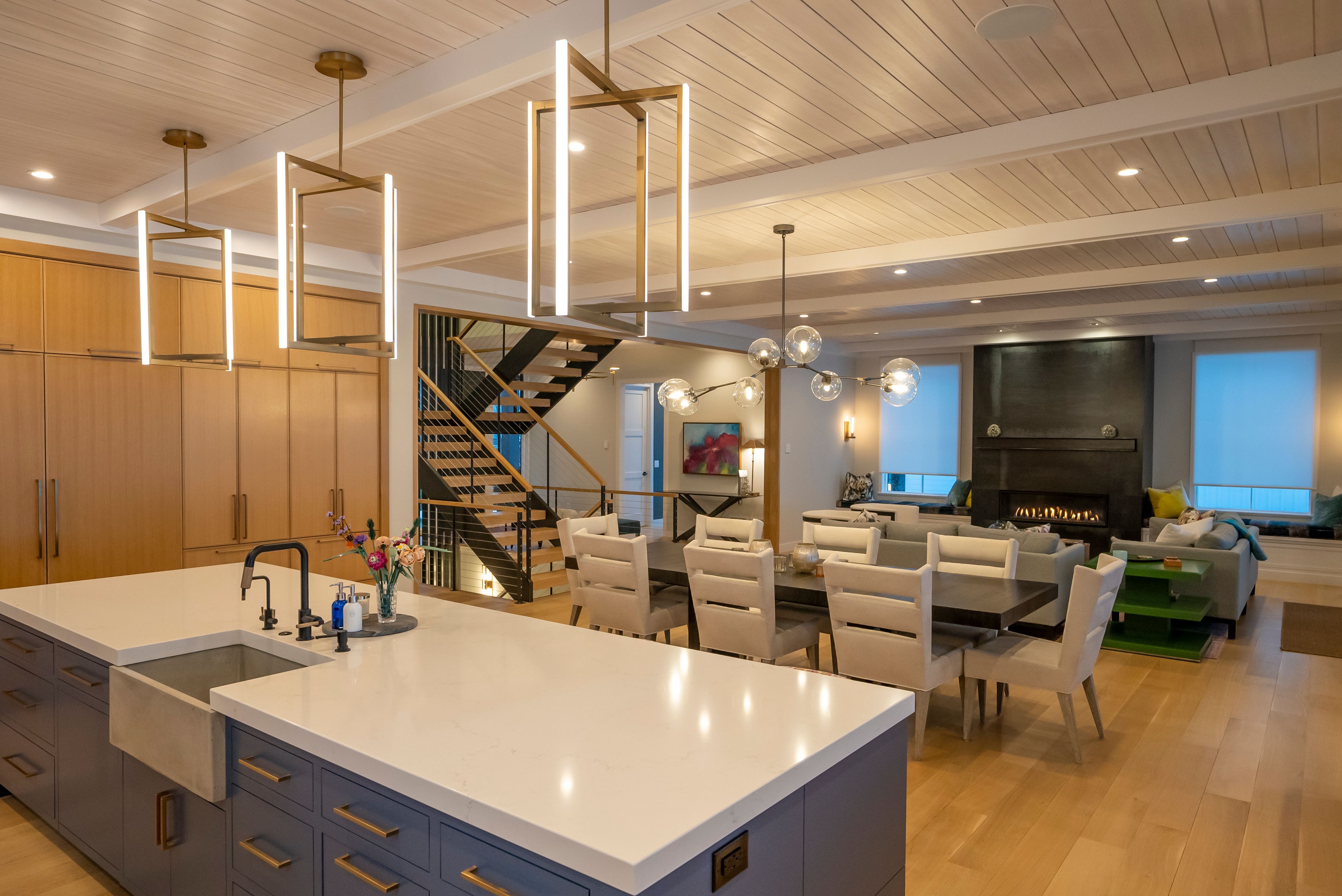 Smart lighting control