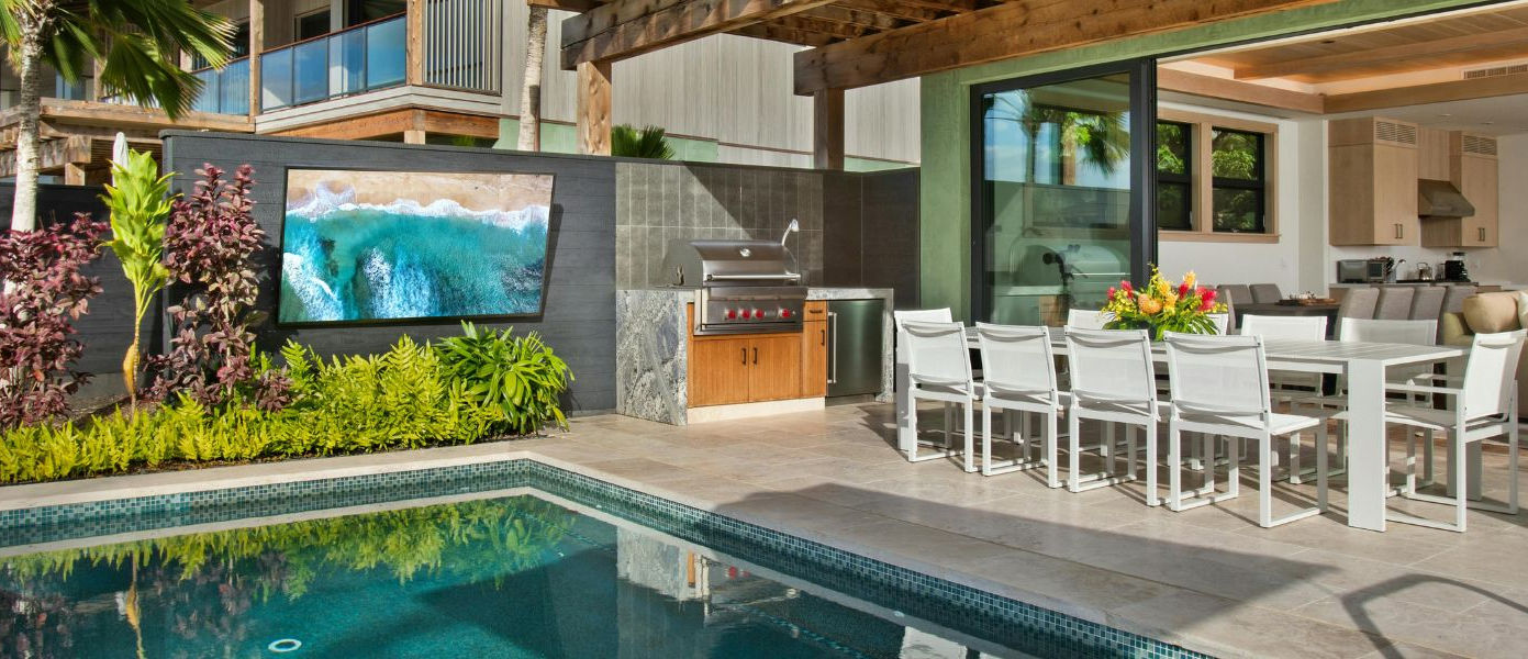 Sealoc Outdoor TV
