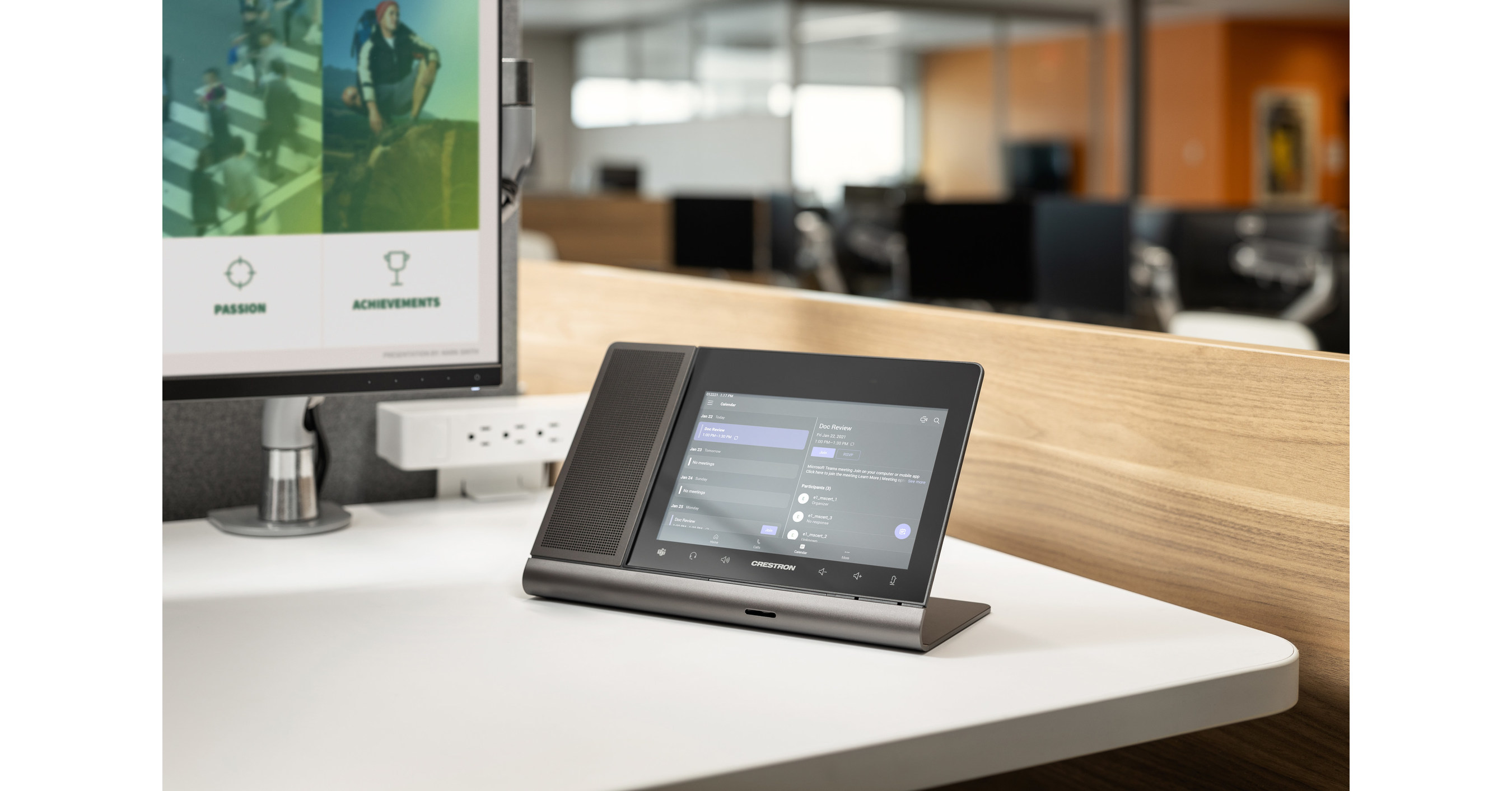 Hybrid Boardrooms with Crestron Flex